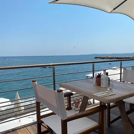 Montebello - Terrasse Et Vue * 滨海卡涅