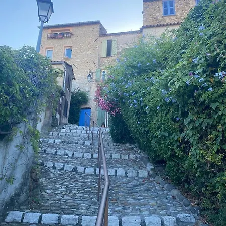 度假居 Montebello - Terrasse Et Vue