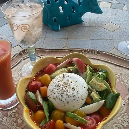 Montebello - Terrasse Et Vue * 滨海卡涅